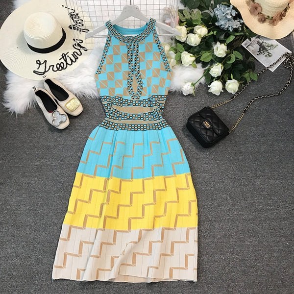 Sleeveless Knit Dress With Geometric Checkered Neck