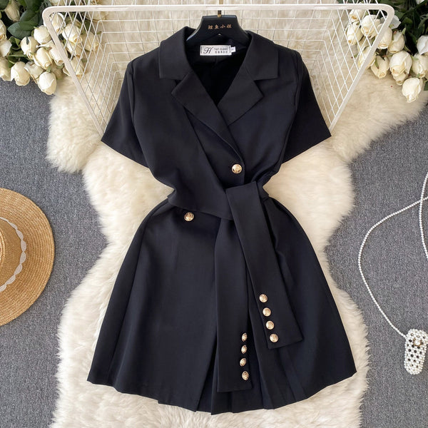 Vintage Lapeled Lace-up Black Dress
