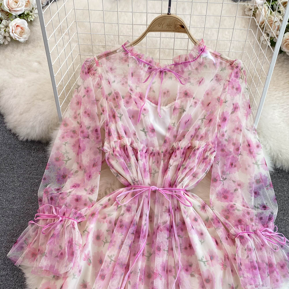 High-end Flared Sleeve Mesh Print Dress