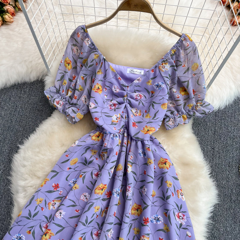 Waist-slimming V-neck Floral Chiffon Dress