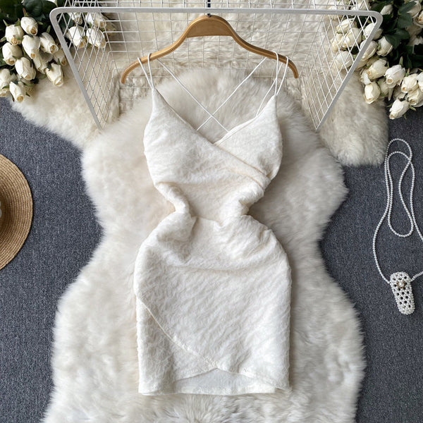 Solid Color Backless V-neck Slip Dress