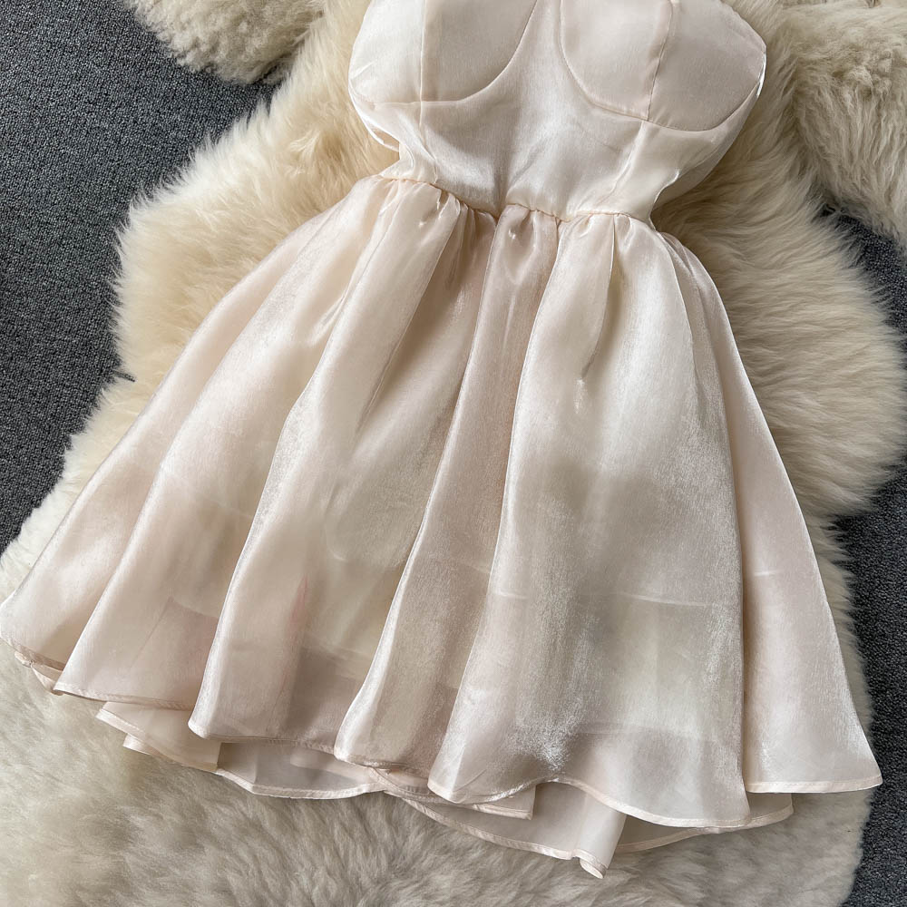 Askısız Halter Kabartma Elbise