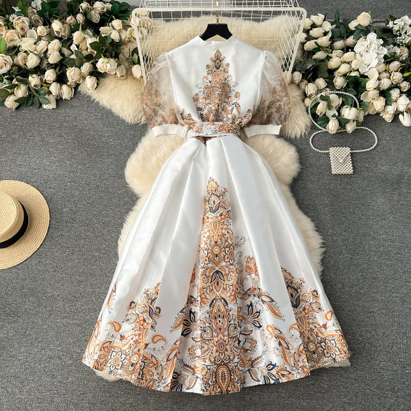 Courtly Puffy Sleeve Floral Dress