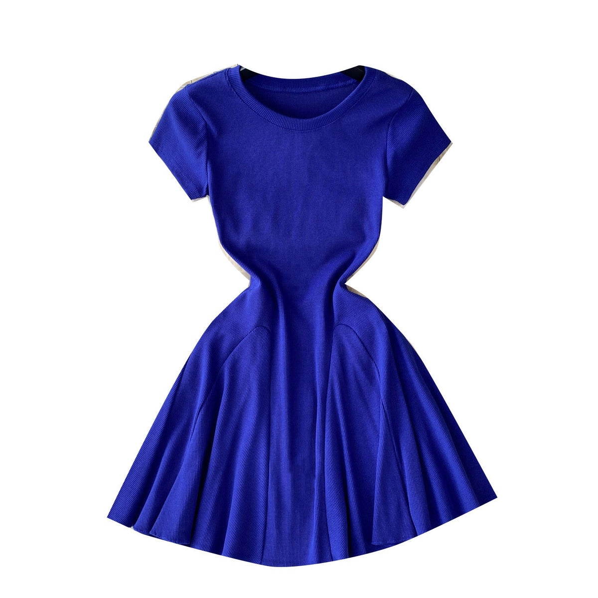 Solid Color Waist-slimming Pleated Dress