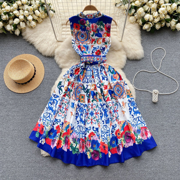 Courtly Sleeveless Floral Printed Dress