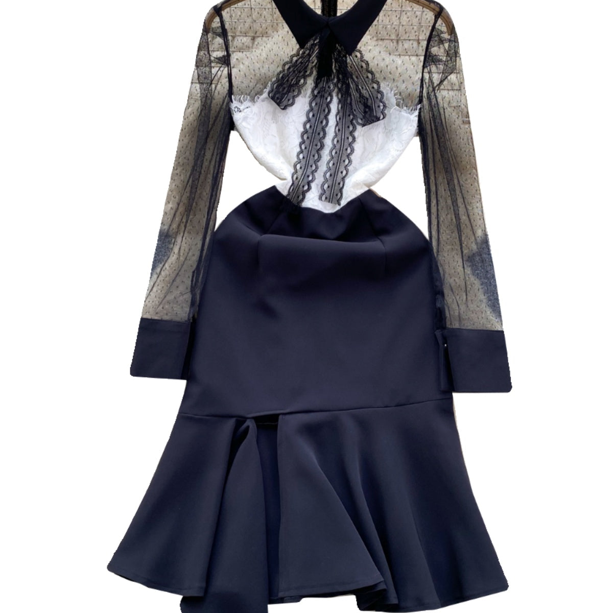 Lace Patchwork Bow-tie Black Dress