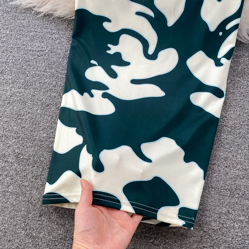 Backless Stretchy Long-sleeve Printed Dress