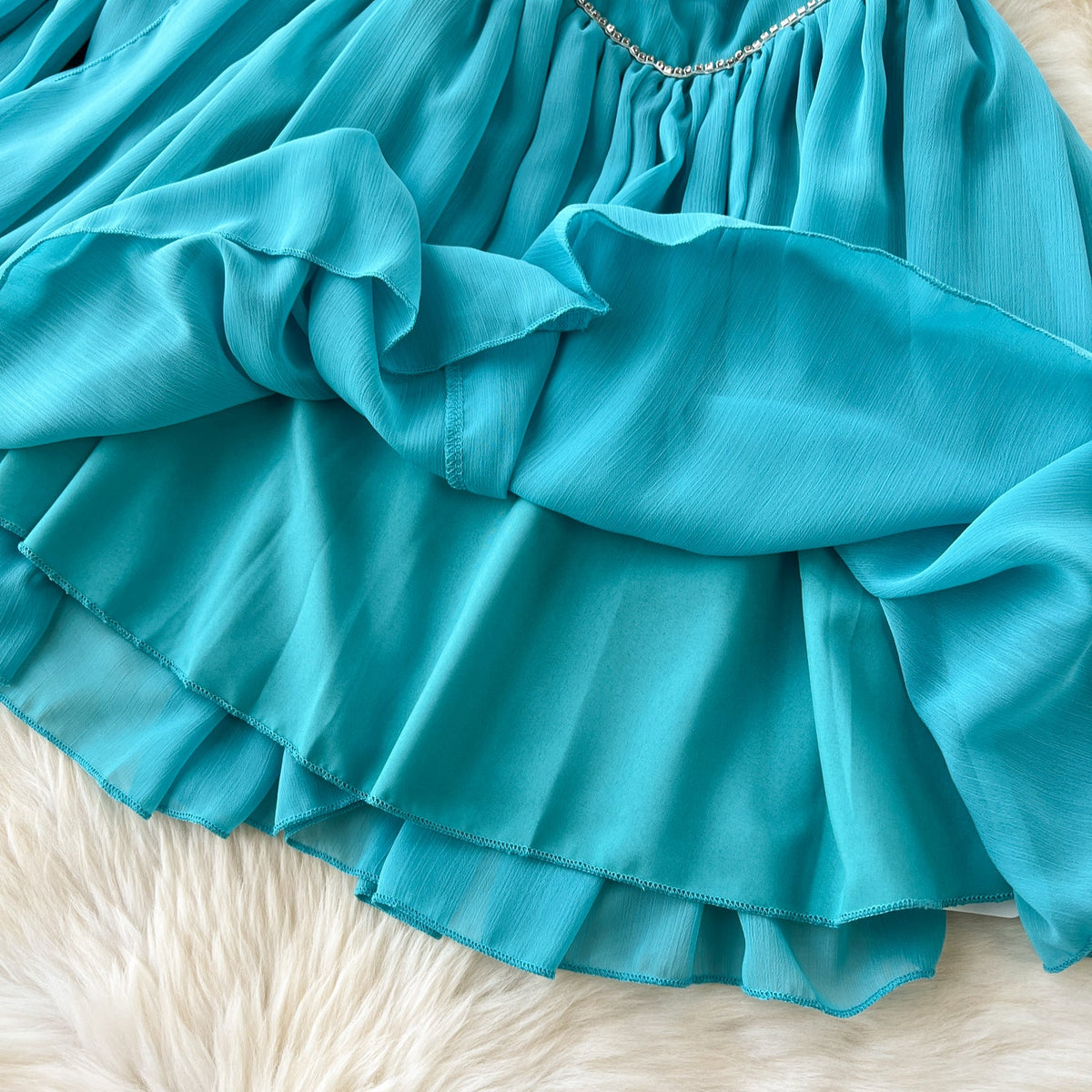 High-end Pleated Blue Dress with Ribbon