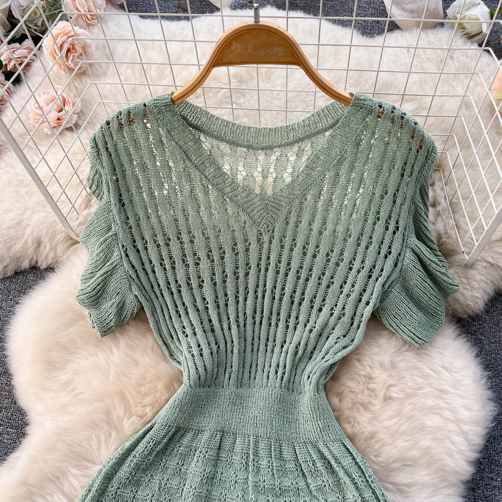 Solid Color V-neck A-line Dress
