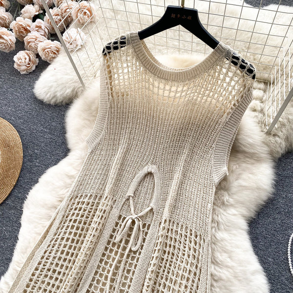 Chic Round Collar Hollowed Knitted Dress