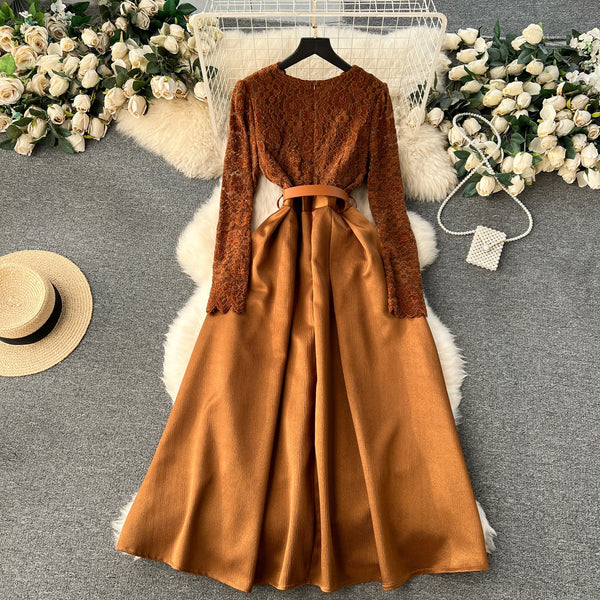 V-neck Lace Patchwork Pleated Dress