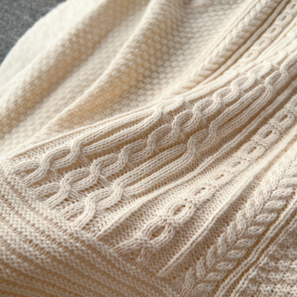 Round Collar Puffy Sleeve Knitted Dress