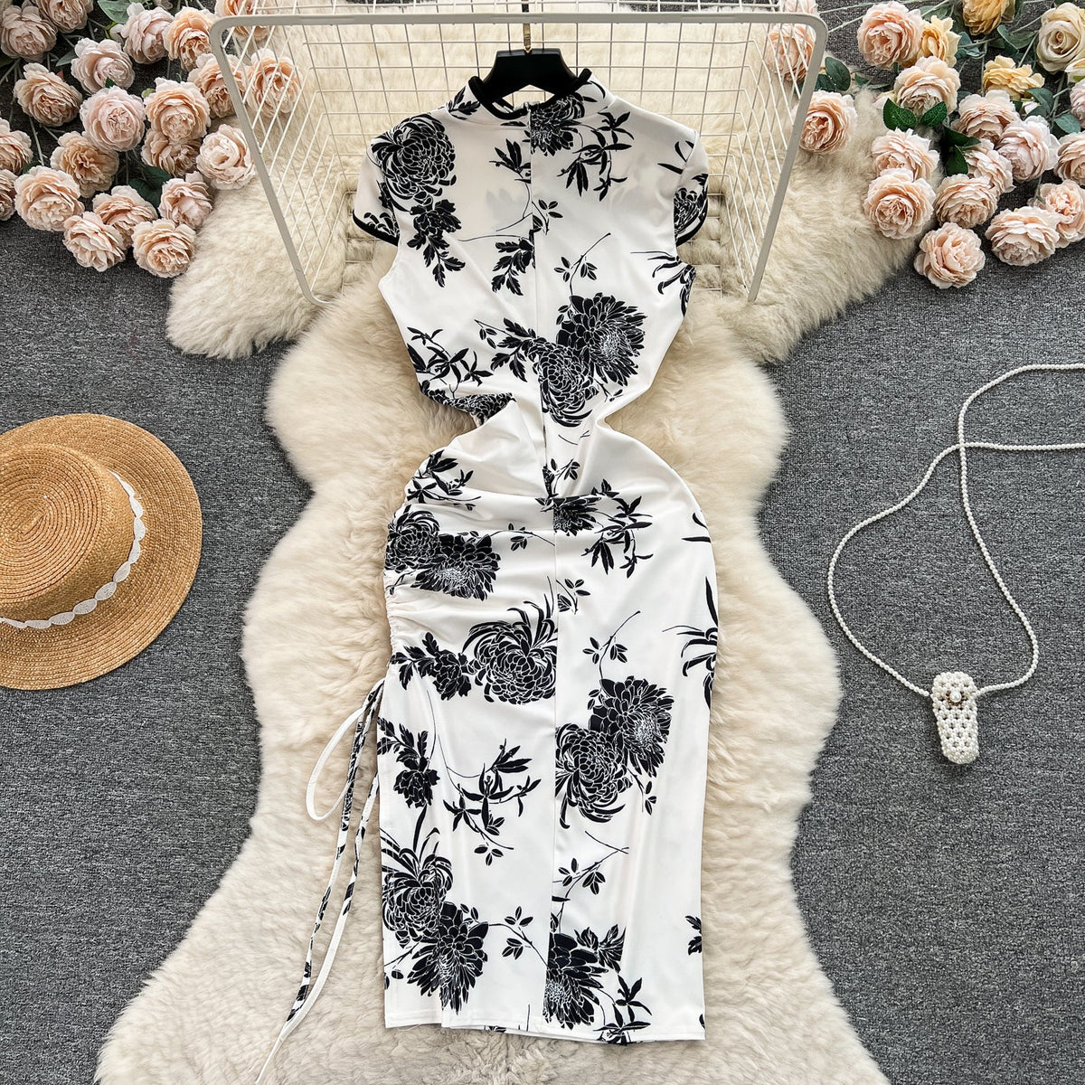 Ethnic Floral Printed Hip-wrapping Cheongsam