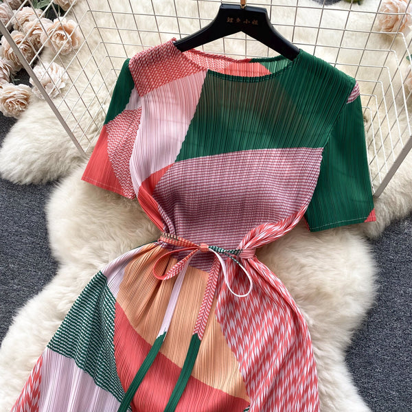 Lace-up Geometric Printed Pleated Dress
