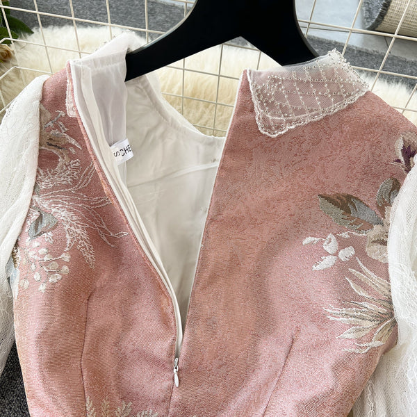 Courtly Lapeled Lace Floral Dress