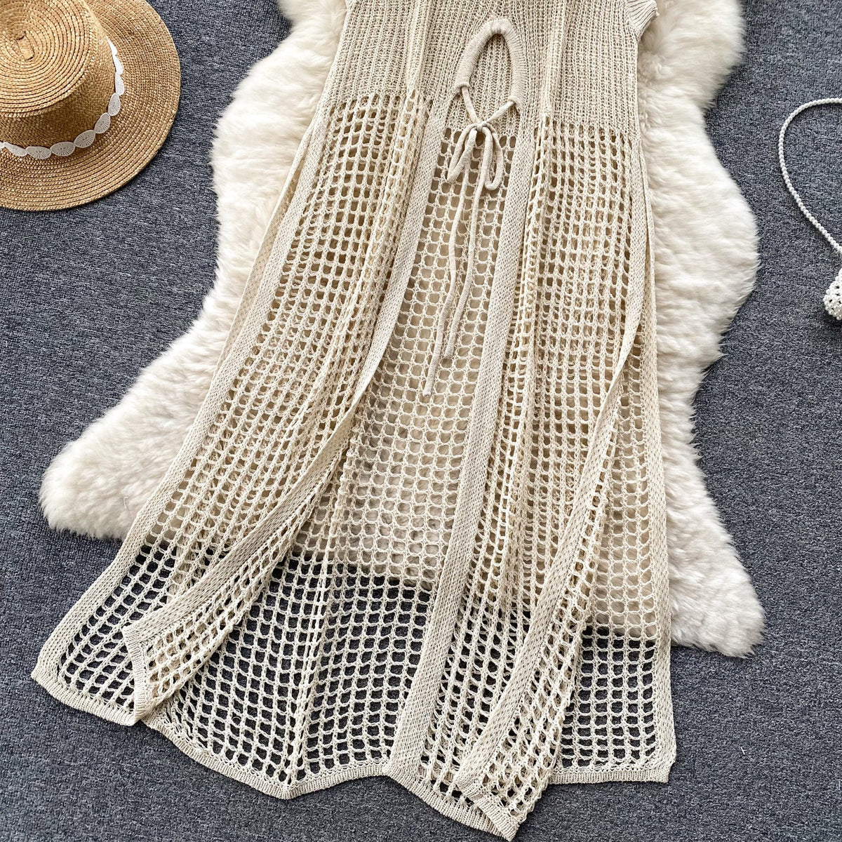 Chic Round Collar Hollowed Knitted Dress