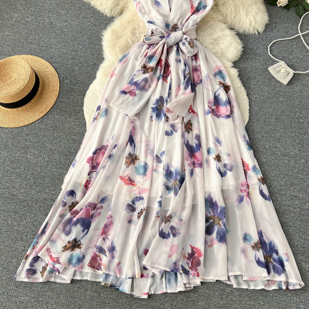 V-neck Sleeveless Floral Pleated Dress