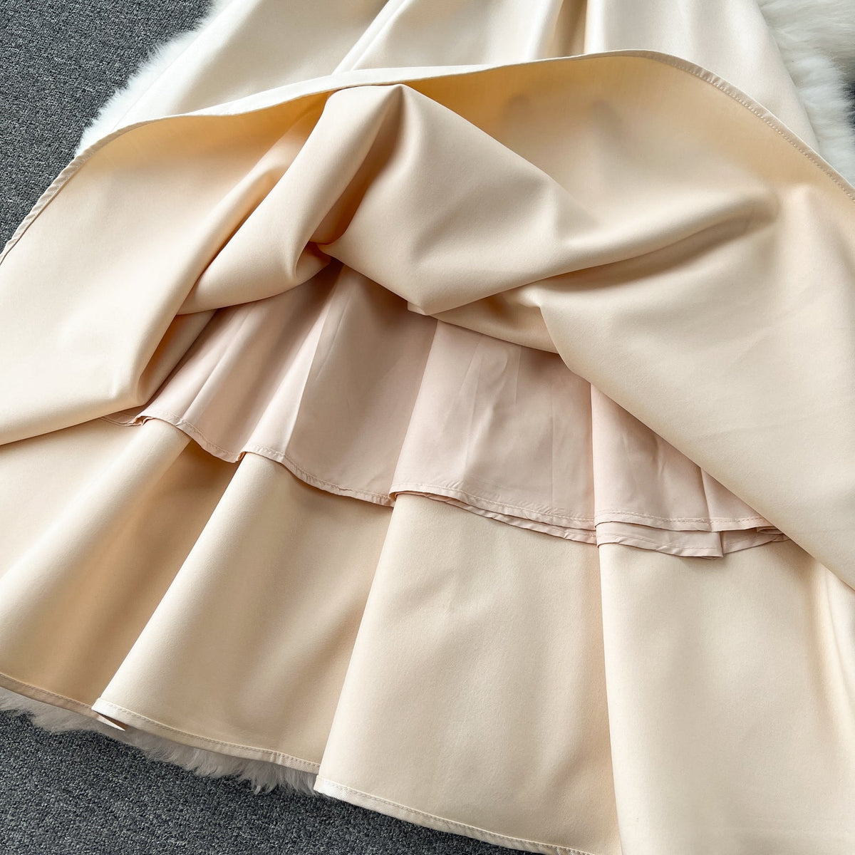 Courtly Sleeveless Solid Color Dress