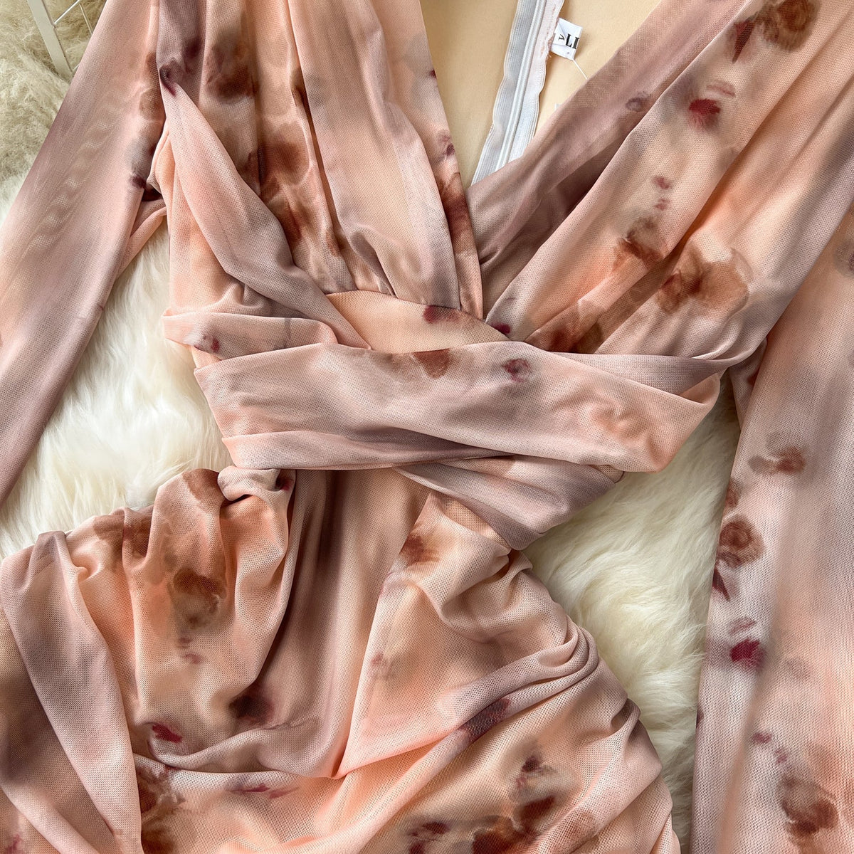 V-neck Pleated Tie-dye Printed Dress