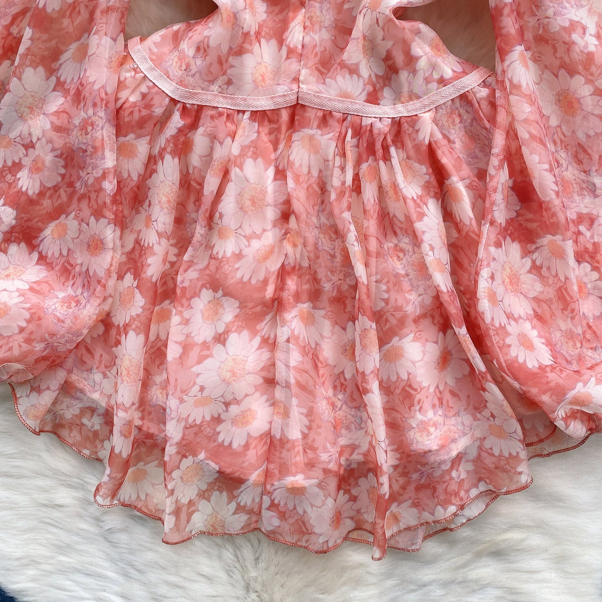 Daisy Printed Puffy Sleeve Floral Dress