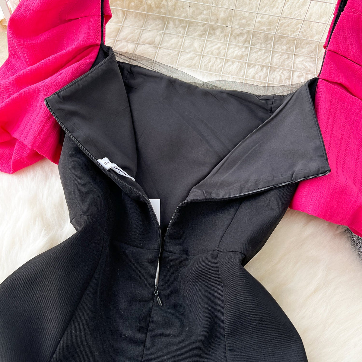 Rose Red Puffy Sleeve Black Dress