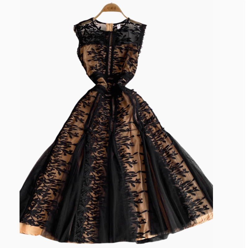 Sleeveless Floral Embroidered Lace Dress