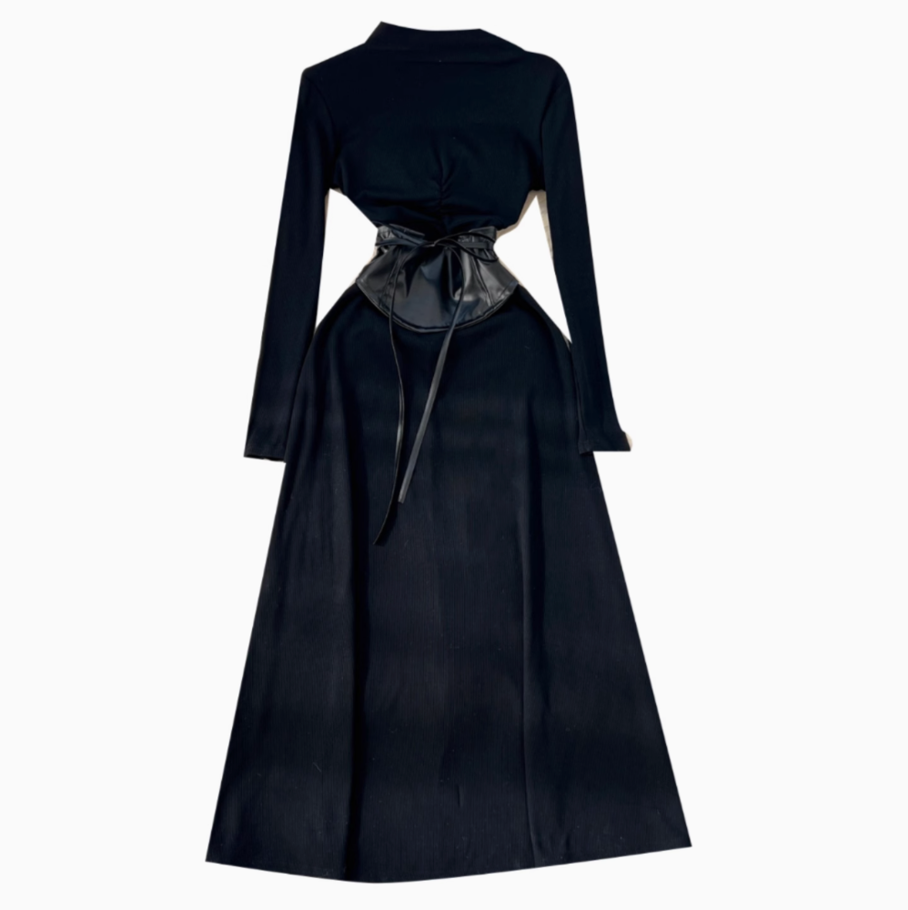 Niche Knitted Dress with PU Waistband
