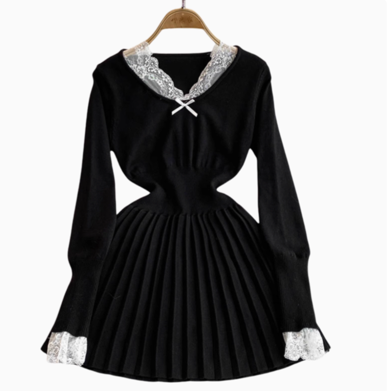 Lace Trim Pleated Knitted Dress