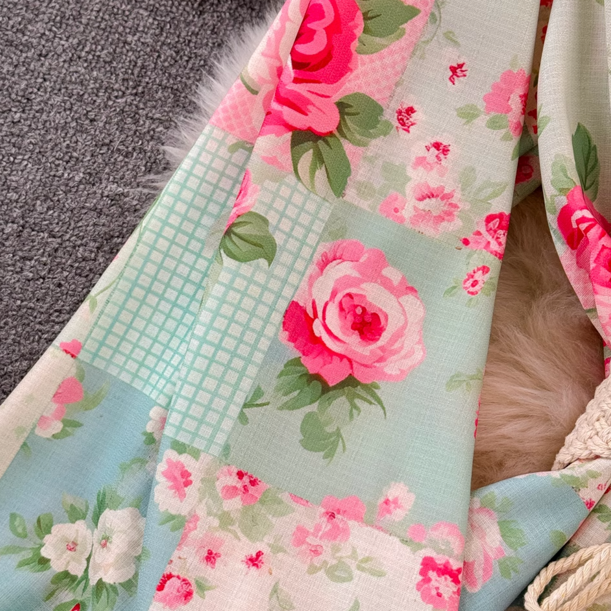 Courtly Lace-up Floral Printed Dress