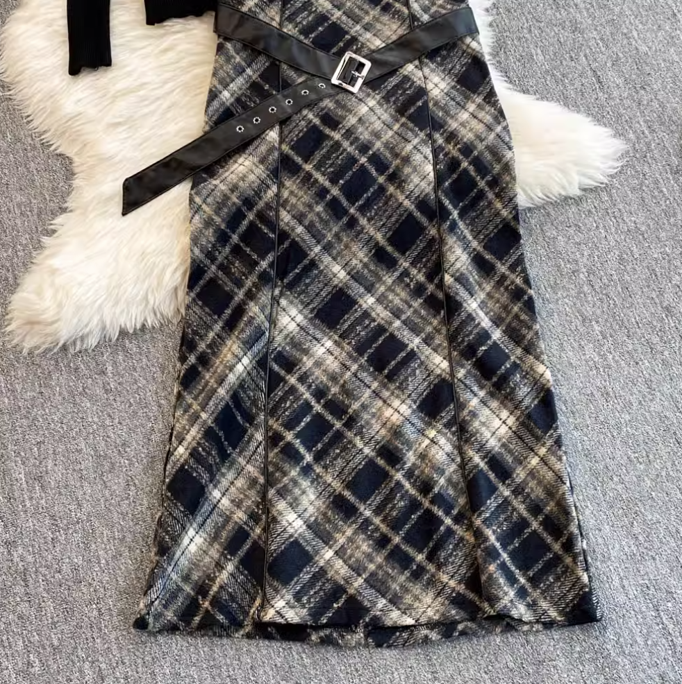 Plaid Slip Dress & Black Sweater 2Pcs
