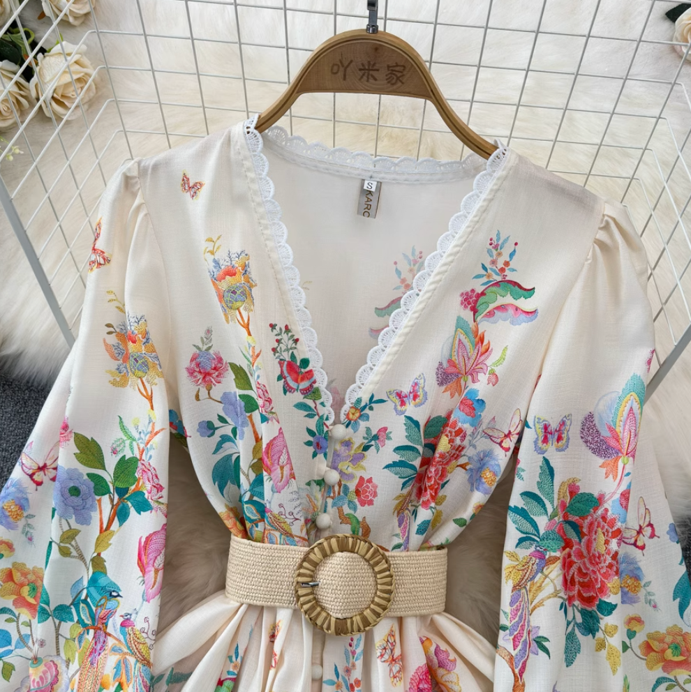 V-neck Courtly Floral Printed Dress