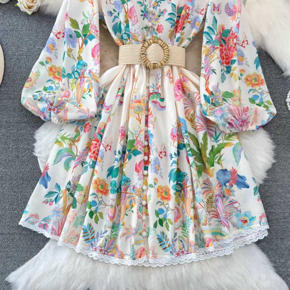V-neck Courtly Floral Printed Dress