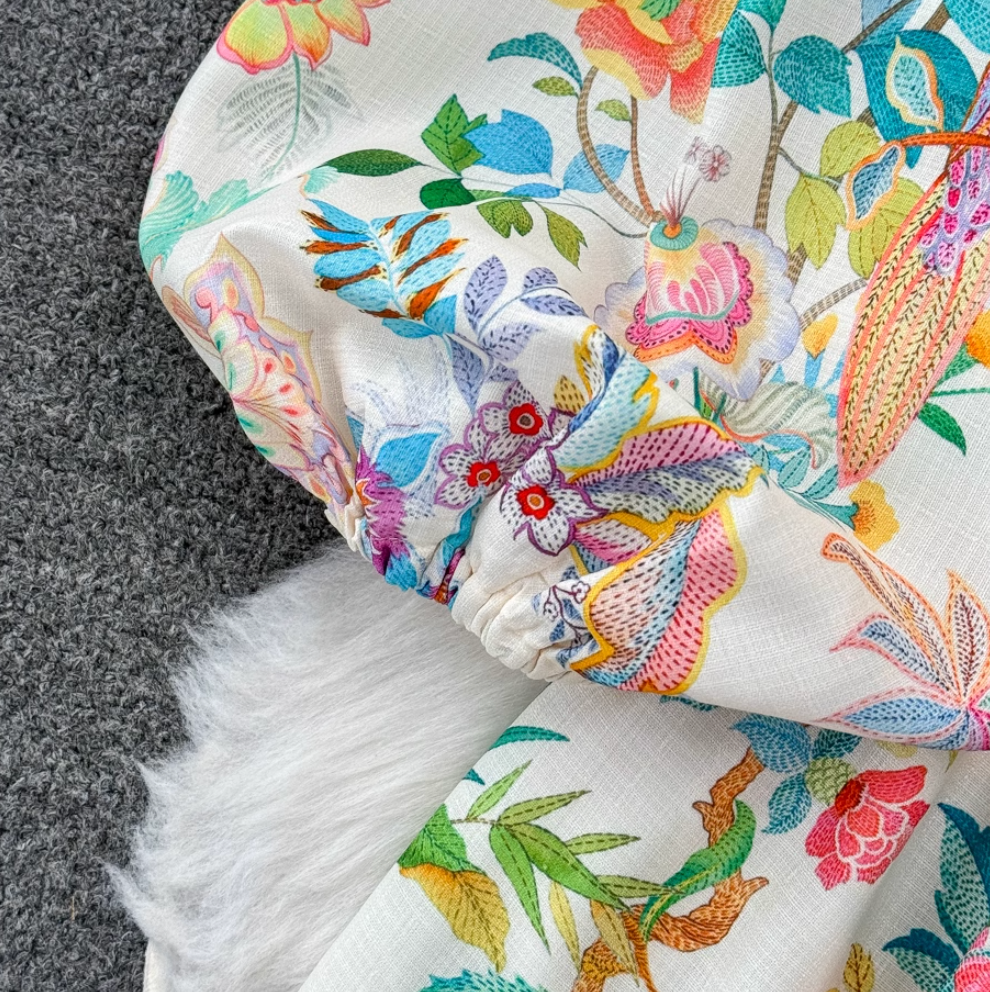 V-neck Courtly Floral Printed Dress
