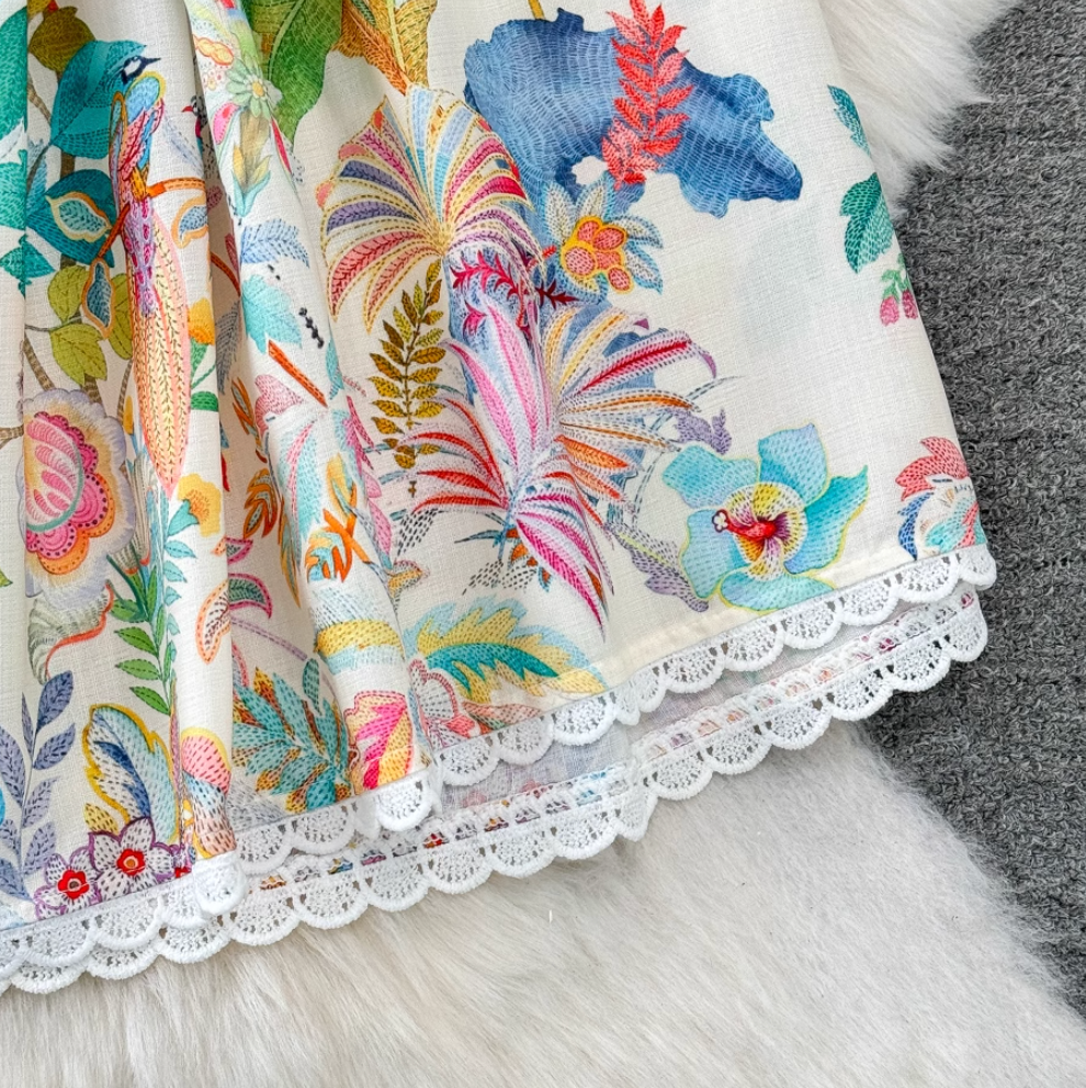 V-neck Courtly Floral Printed Dress