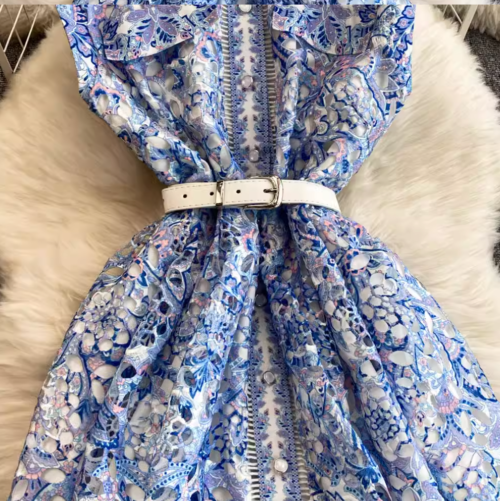 Lapeled Floral Embroidered Sleeveless Dress