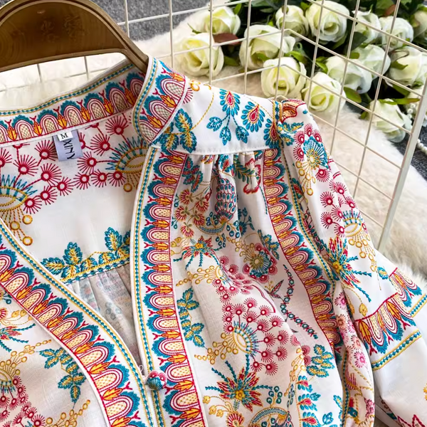Courtly V-neck Floral Printed Dress