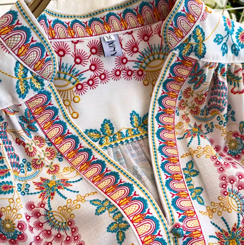 Courtly V-neck Floral Printed Dress