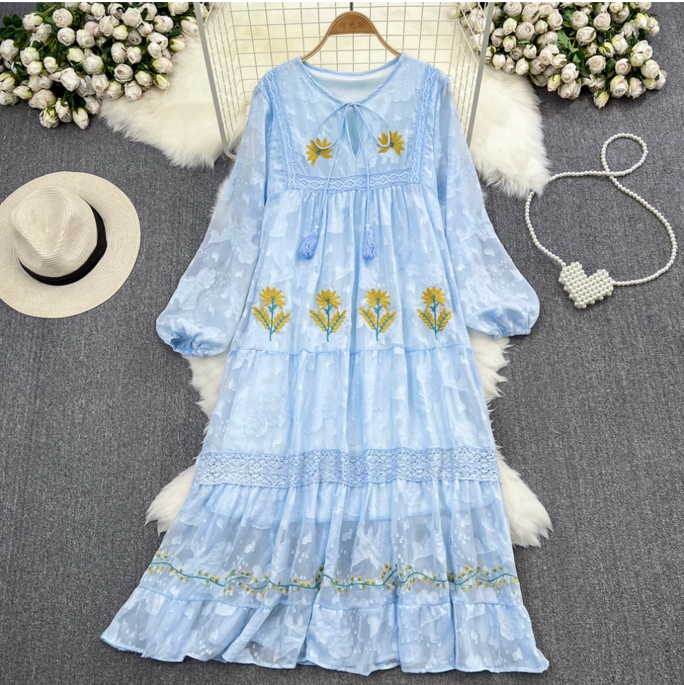 Loose-fit Flower Embroidered Dress