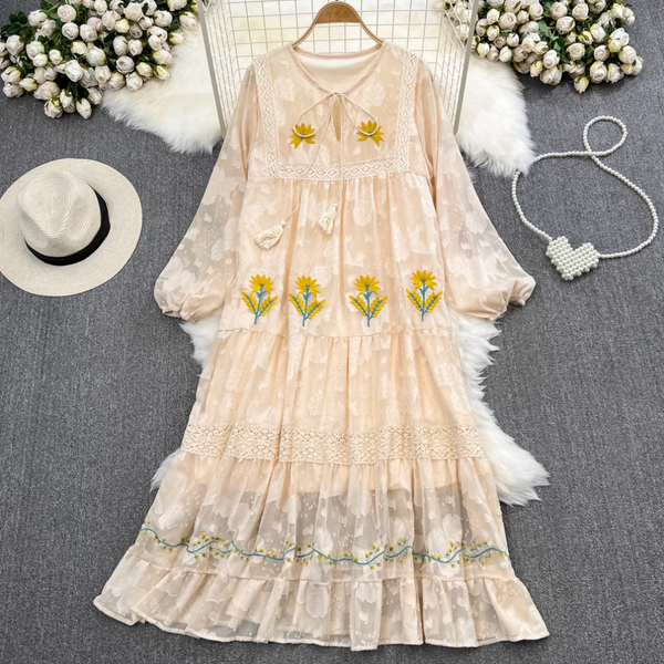 Loose-fit Flower Embroidered Dress