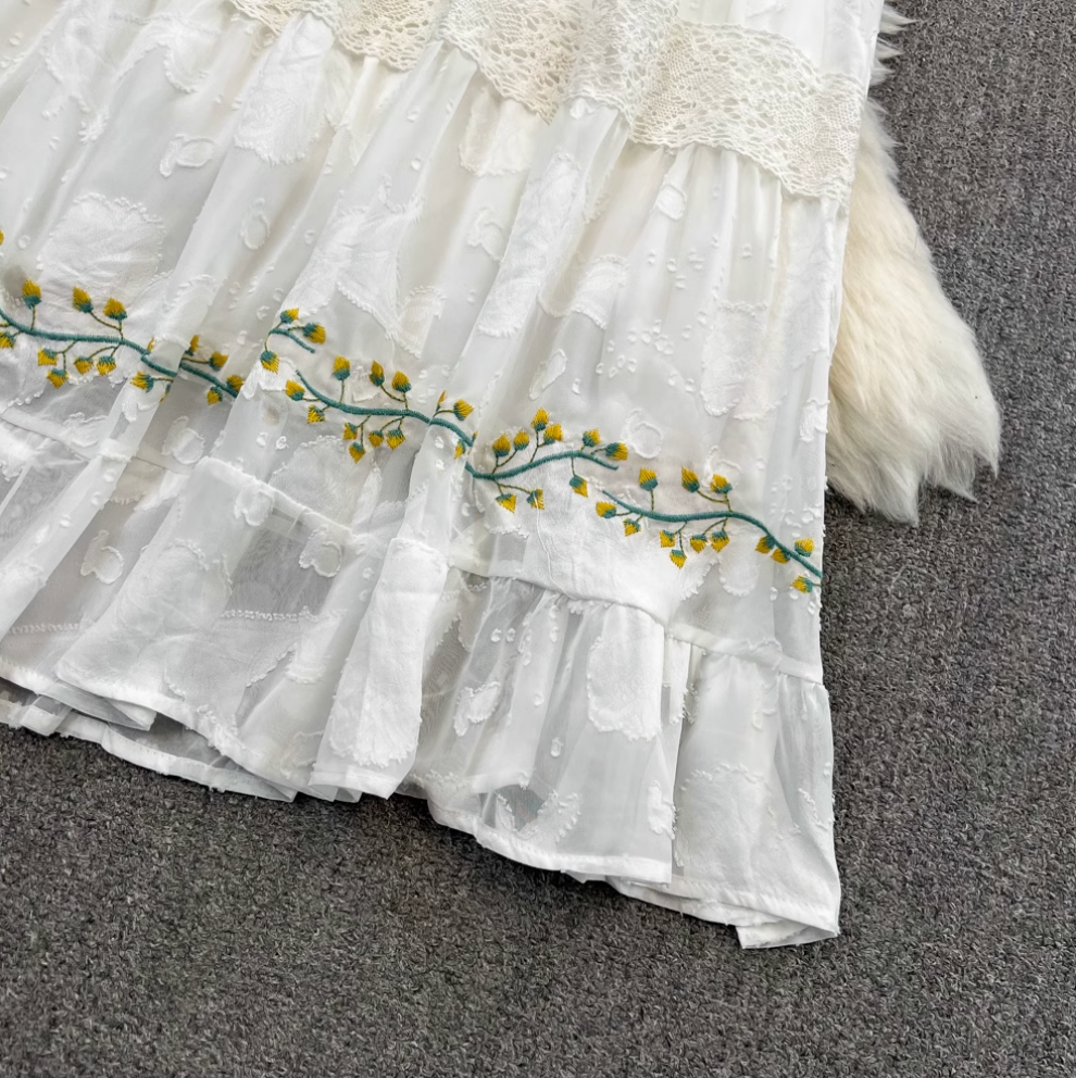 Loose-fit Flower Embroidered Dress