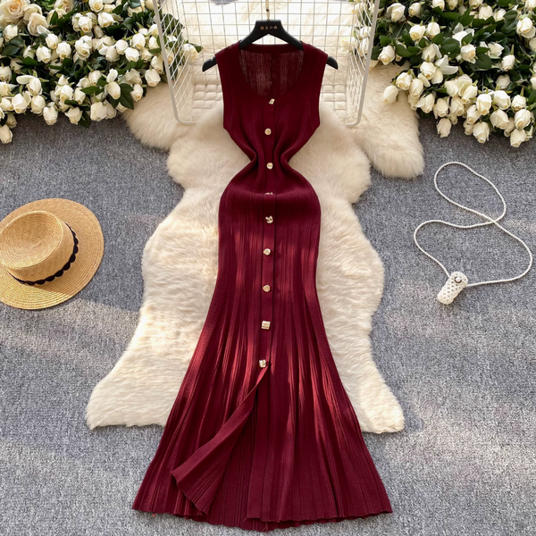 Round Collar Slim-fit Knitted Dress