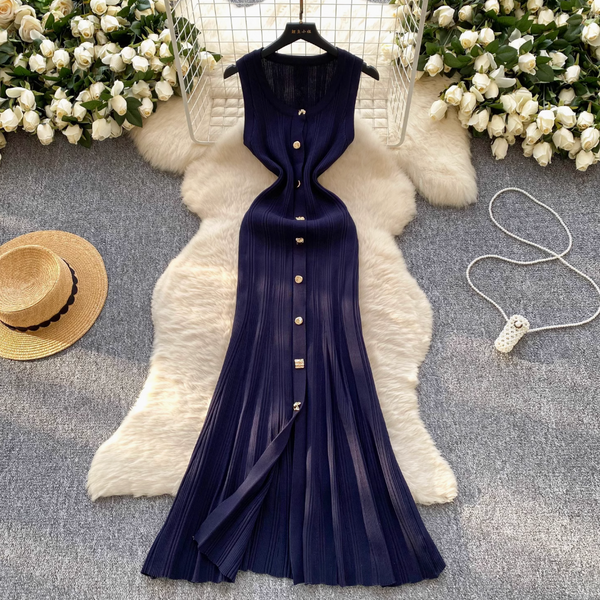Round Collar Slim-fit Knitted Dress