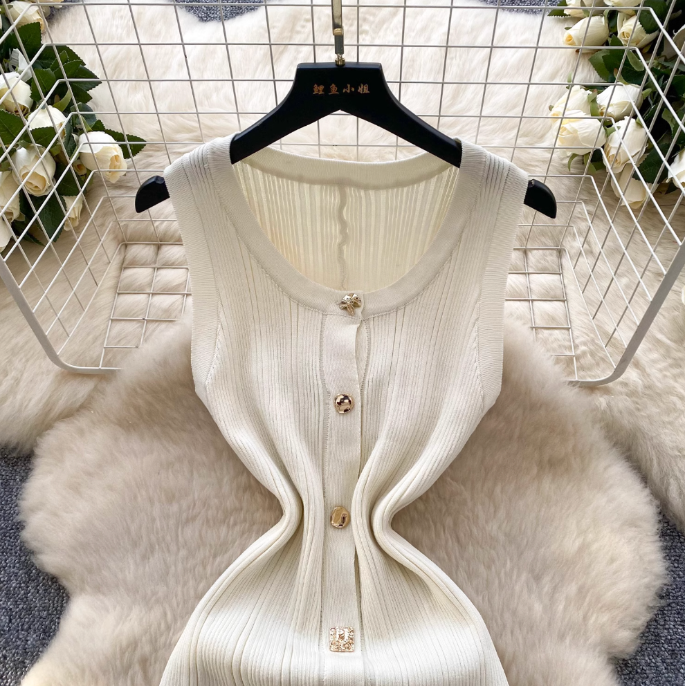 Round Collar Slim-fit Knitted Dress