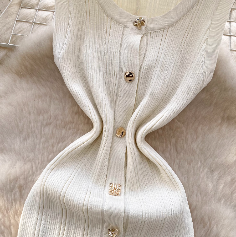 Round Collar Slim-fit Knitted Dress