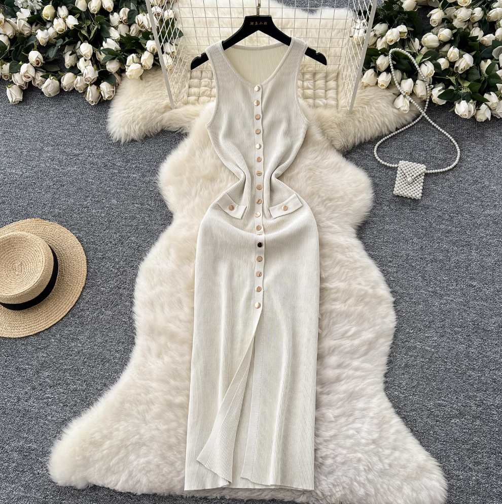 Sleeveless Single-breasted Knitted Dress