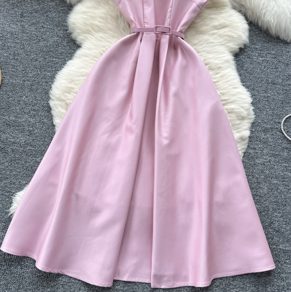 High-end Sleeveless Dress with Belt