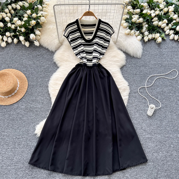 Chic Striped Knit Patchwork Dress