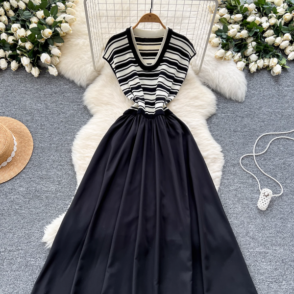 Chic Striped Knit Patchwork Dress