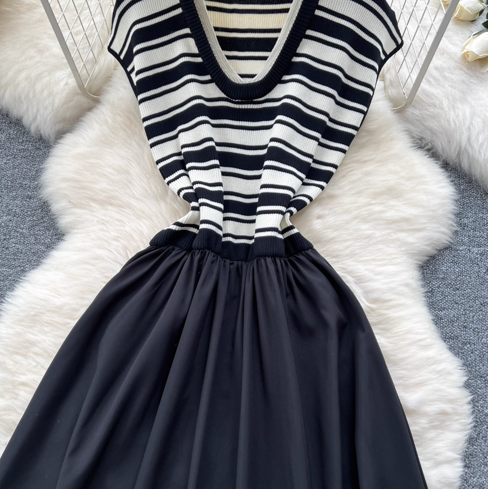 Chic Striped Knit Patchwork Dress