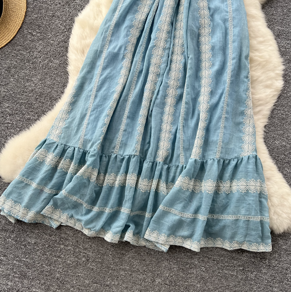 Vintage Wather Embroidered Halter Dress